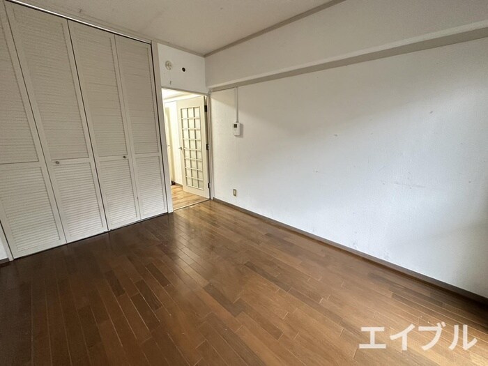 物件内観写真9　(居室)