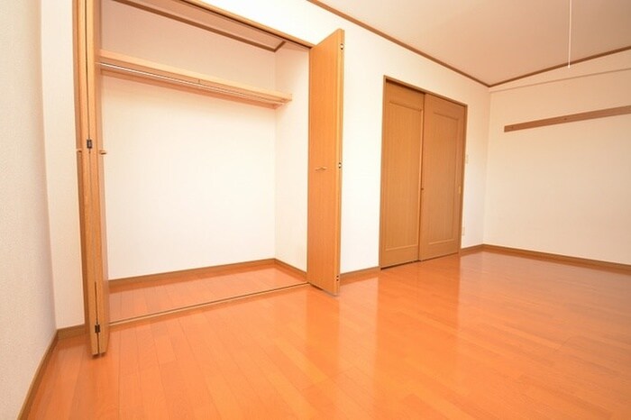 物件内観写真11　(収納)