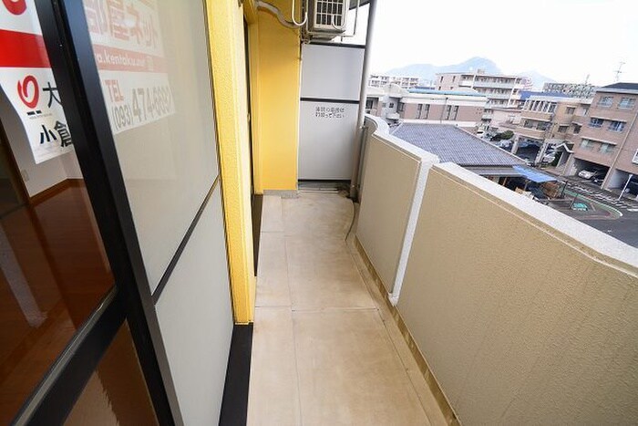 物件内観写真16　(洗面)