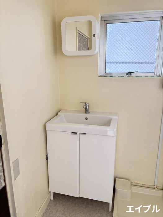 物件内観写真8　(洗面)