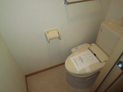 物件内観写真12　(トイレ)