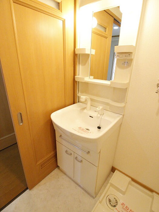 物件内観写真12　(洗面)