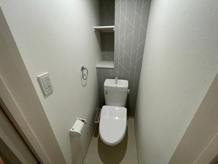 物件内観写真11　(トイレ)