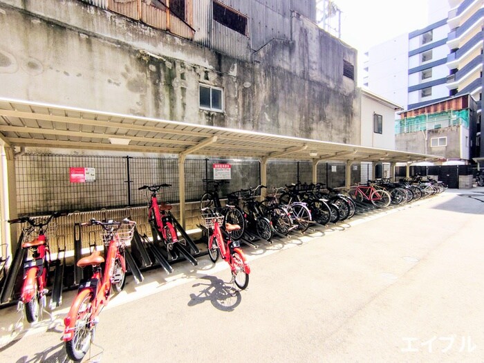物件外観写真5　(駐輪場)
