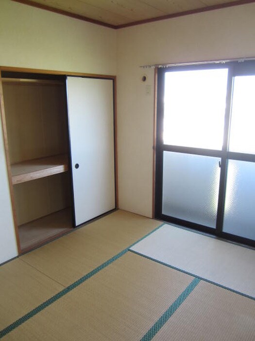 物件内観写真6　(居室)