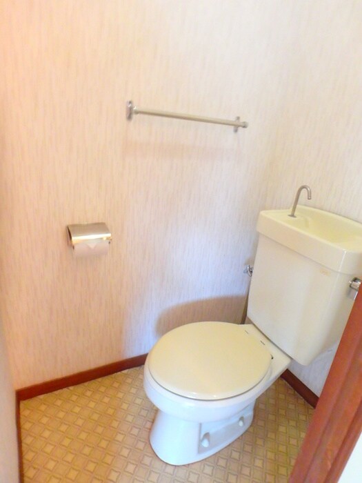 物件内観写真11　(トイレ)