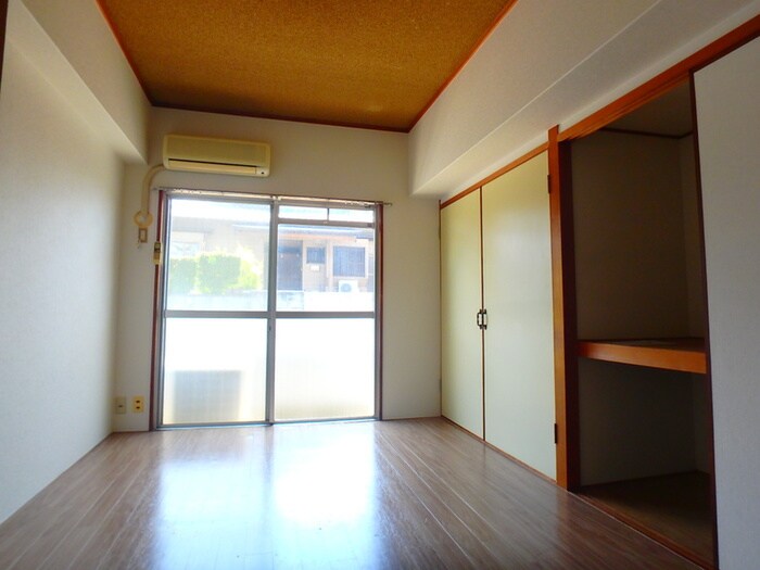物件内観写真14　(居室)