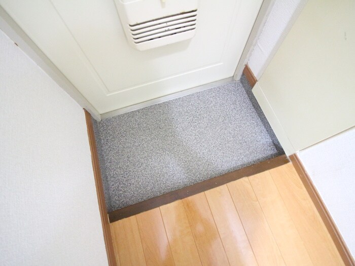 物件内観写真19　(玄関)