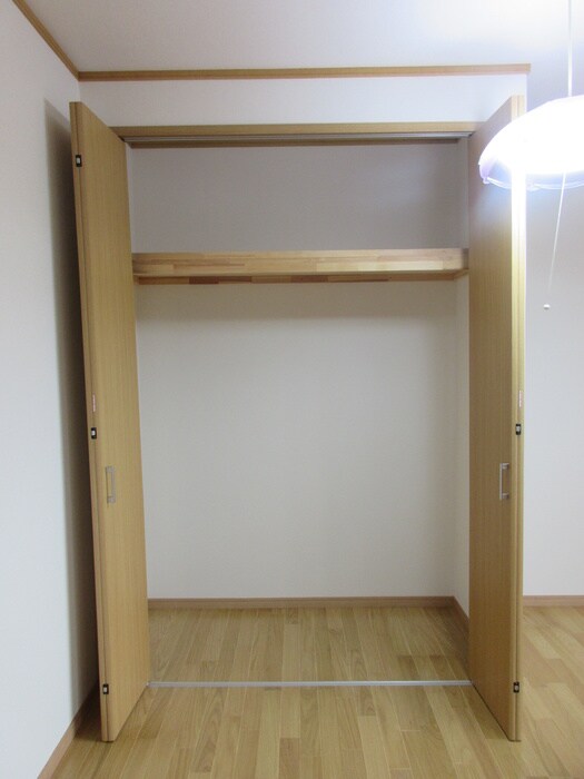 物件内観写真8　(収納)