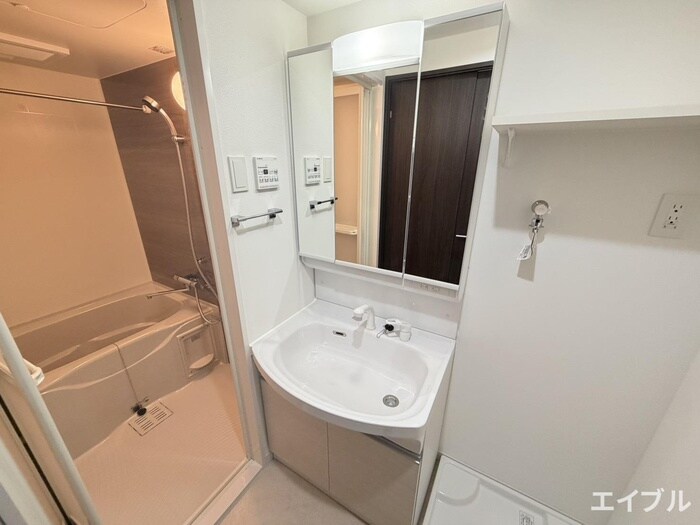 物件内観写真12　(洗面)