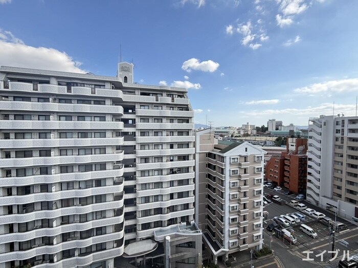 物件内観写真22　(室内からの展望)