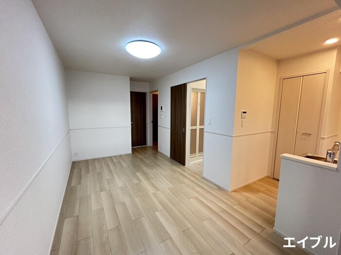 物件内観写真8　(居室)