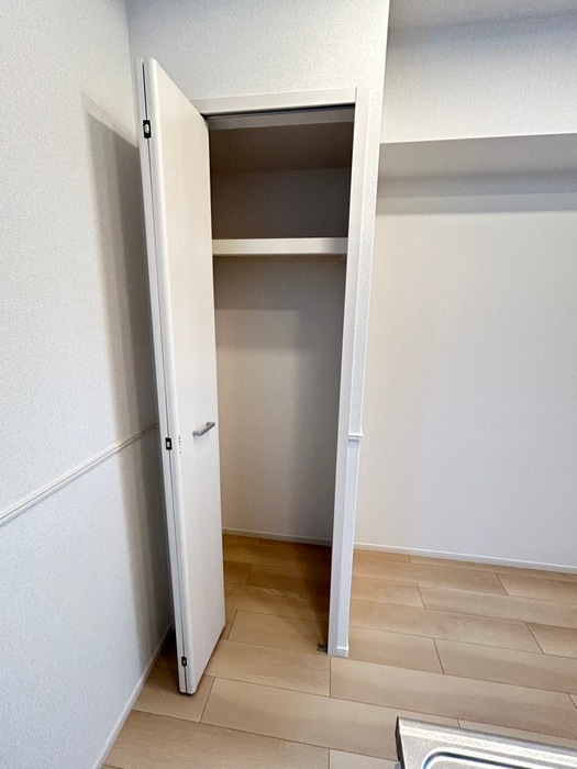 物件内観写真14　(収納)