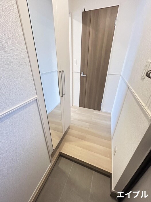 物件内観写真22　(玄関)
