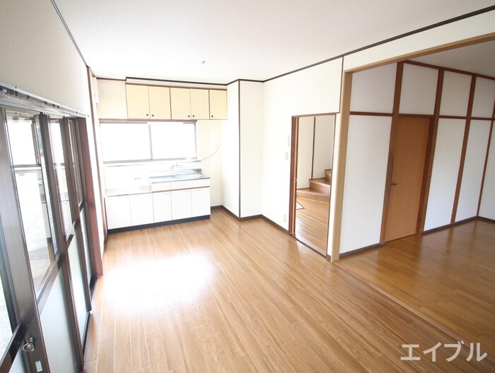 物件内観写真3　(居室)