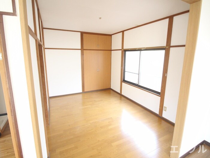 物件内観写真4　(居室)