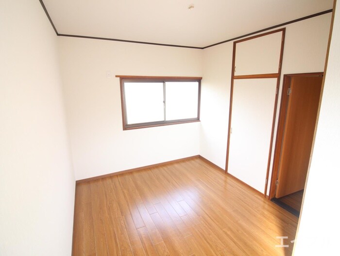 物件内観写真6　(居室)