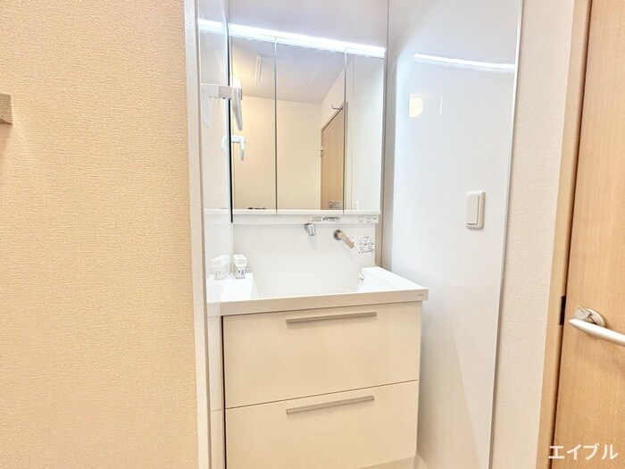 物件内観写真12　(洗面)