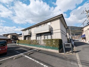 サンガーデン葛原　Ａ棟外観写真