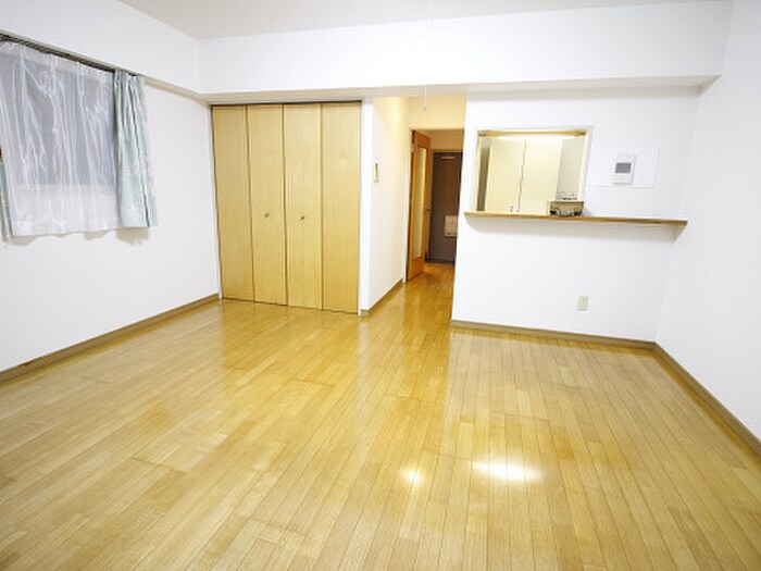 物件内観写真4　(居室)