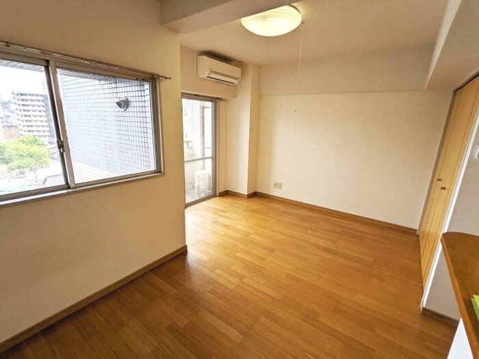 物件内観写真5　(居室)