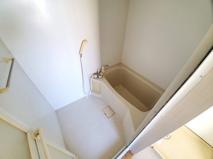 物件内観写真9　(バス／シャワールーム等)