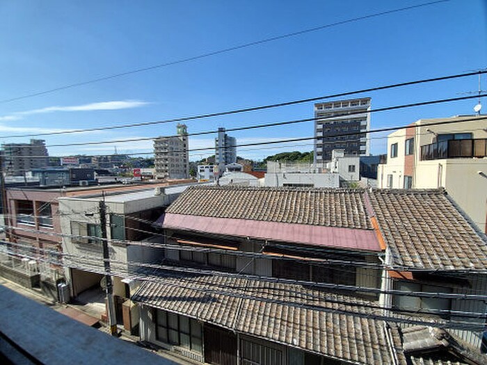 物件内観写真13　(室内からの展望)