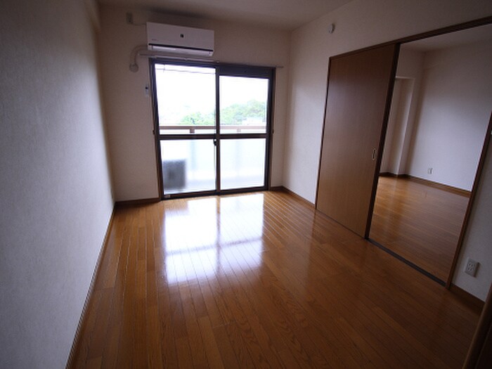 物件内観写真17　(居室)