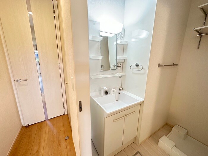 物件内観写真11　(洗面)