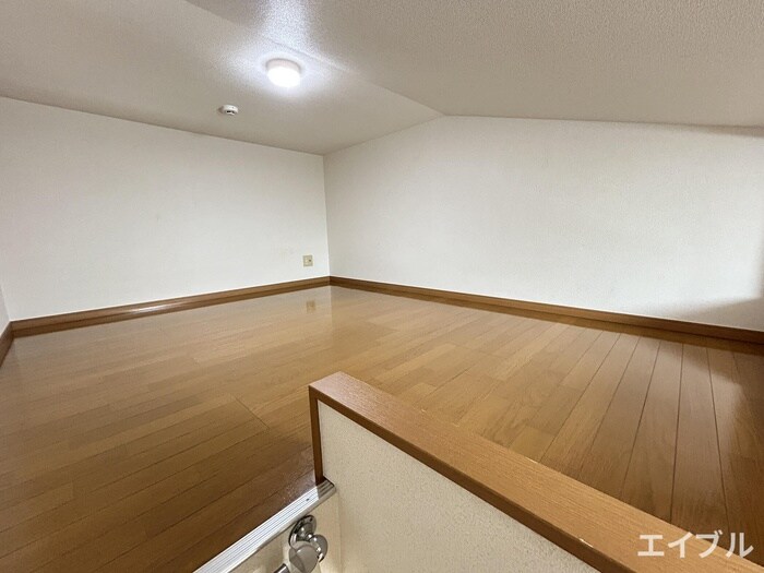 物件内観写真11　(ロフト)