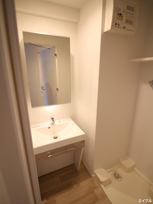 物件内観写真11　(洗面)