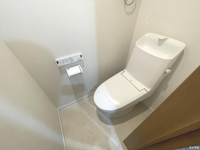 物件内観写真14　(トイレ)