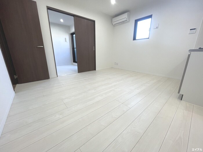 物件内観写真7　(居室)