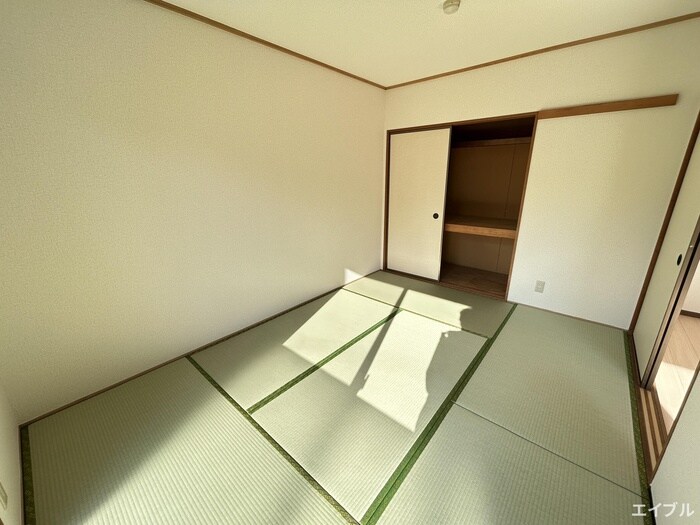 物件内観写真16　(居室)