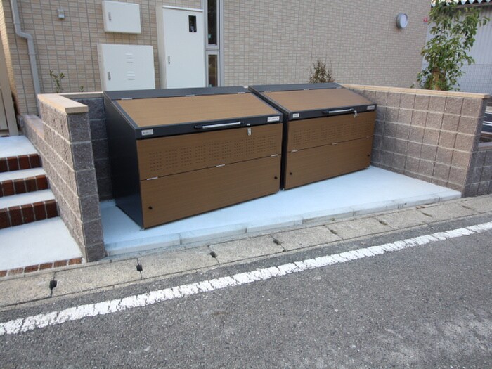 物件外観写真6　(建物設備)