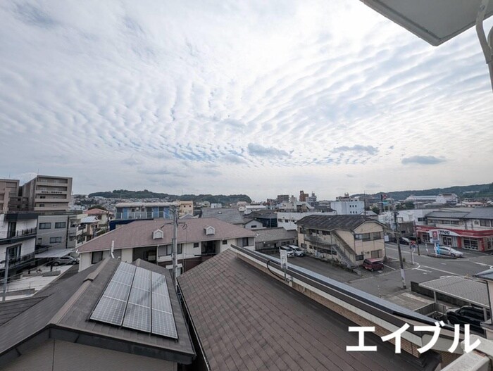 物件内観写真9　(室内からの展望)