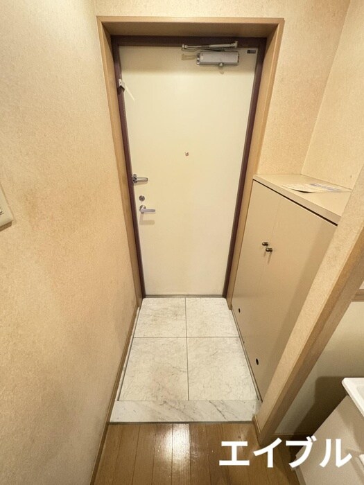 物件内観写真14　(玄関)