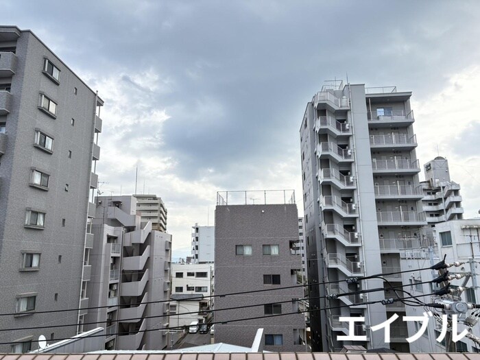 物件内観写真15　(室内からの展望)