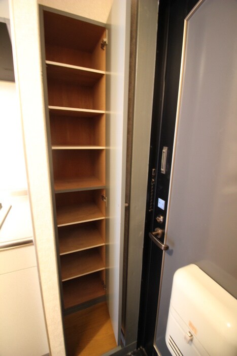 物件内観写真15　(靴箱)