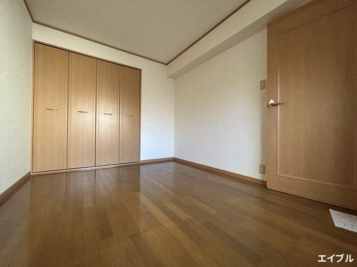 物件内観写真10　(居室)