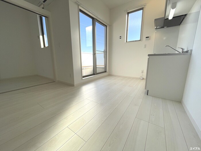 物件内観写真9　(居室)