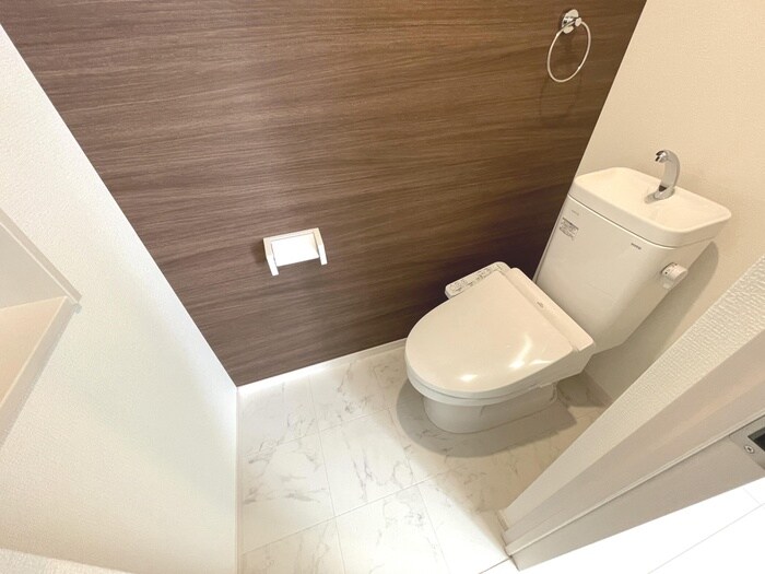 物件内観写真13　(トイレ)