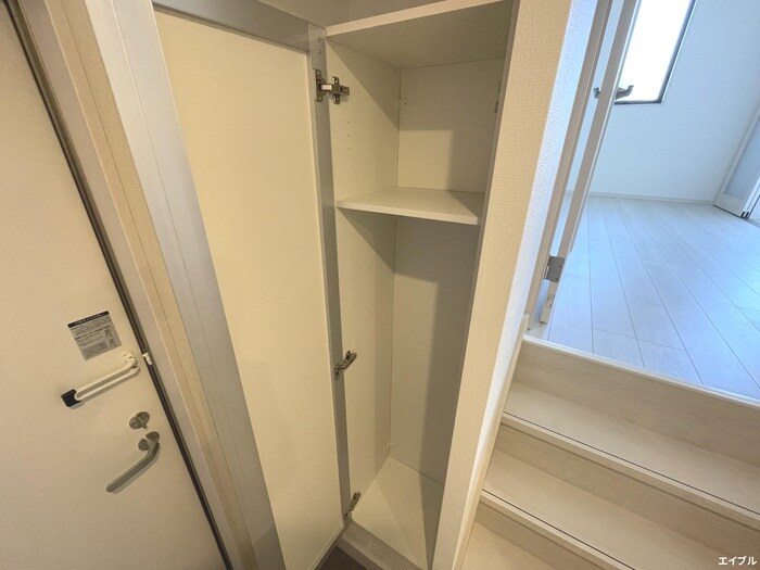 物件内観写真17　(靴箱)