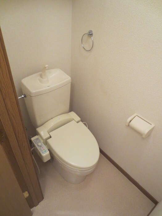 物件内観写真9　(トイレ)