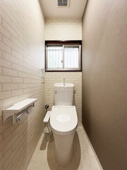 物件内観写真9　(トイレ)