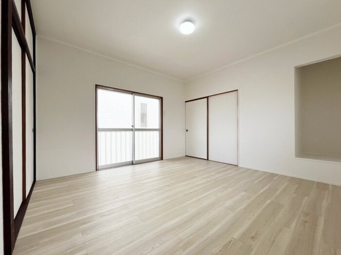 物件内観写真13　(居室)