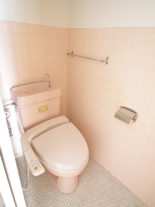 物件内観写真8　(トイレ)