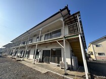 神崎ハイツＡ棟の外観写真