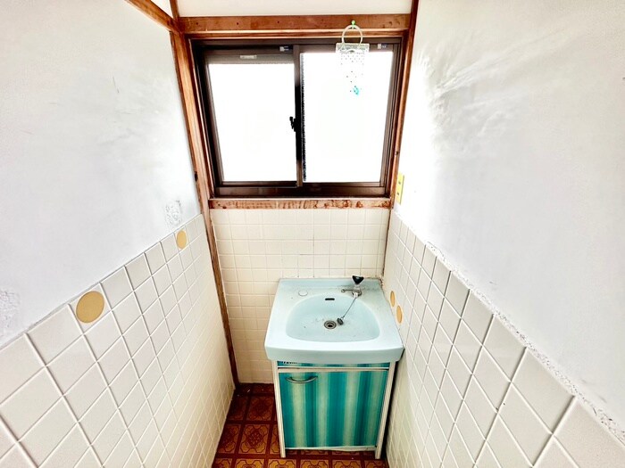 物件内観写真8　(洗面)