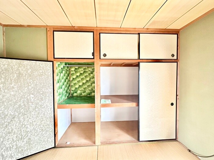 物件内観写真10　(収納)